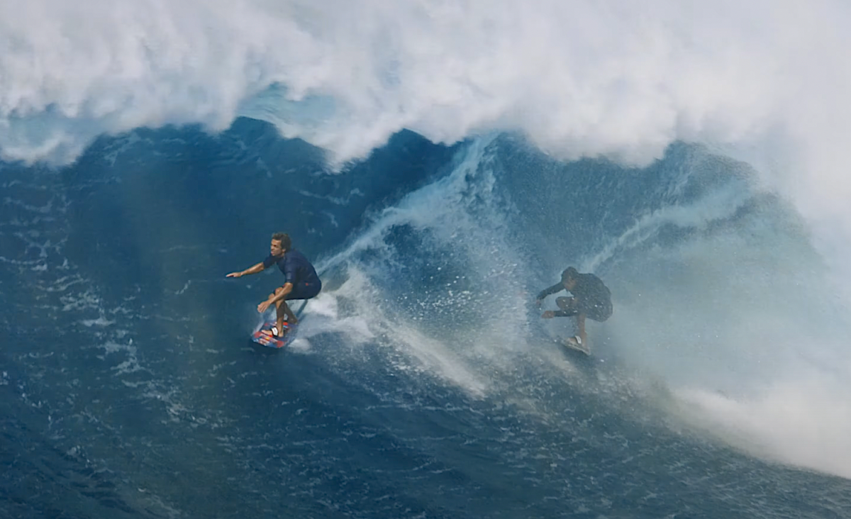 First-Ever Tandem Tube Surfed at Jaws (Watch)