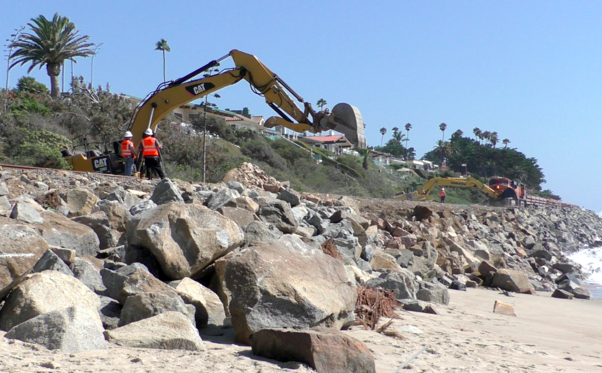 San Clemente Surfers Fight $100 Million Railroad Renovation Project