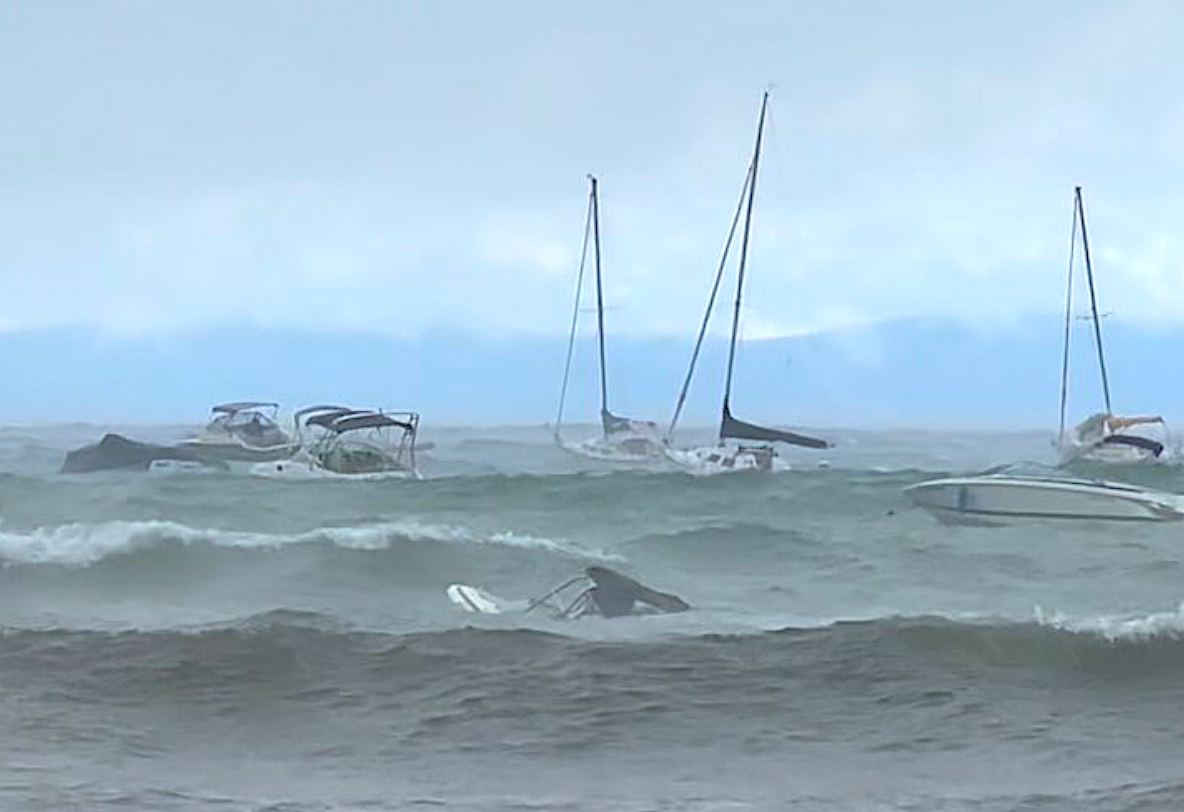 Lake Tahoe Waves: Boaters Killed – Video