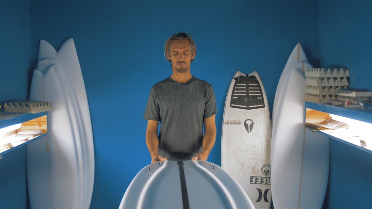 Test Pilots Rob Machado's Moonbeam Surfer