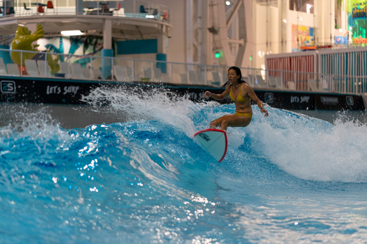 Skudin Surf at American Dream - Indoor Wave Pool