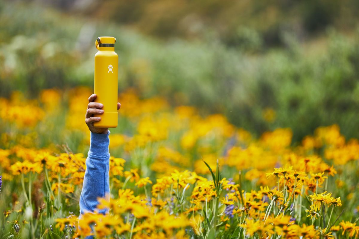 Field of Flowers Green Thermos Bottle