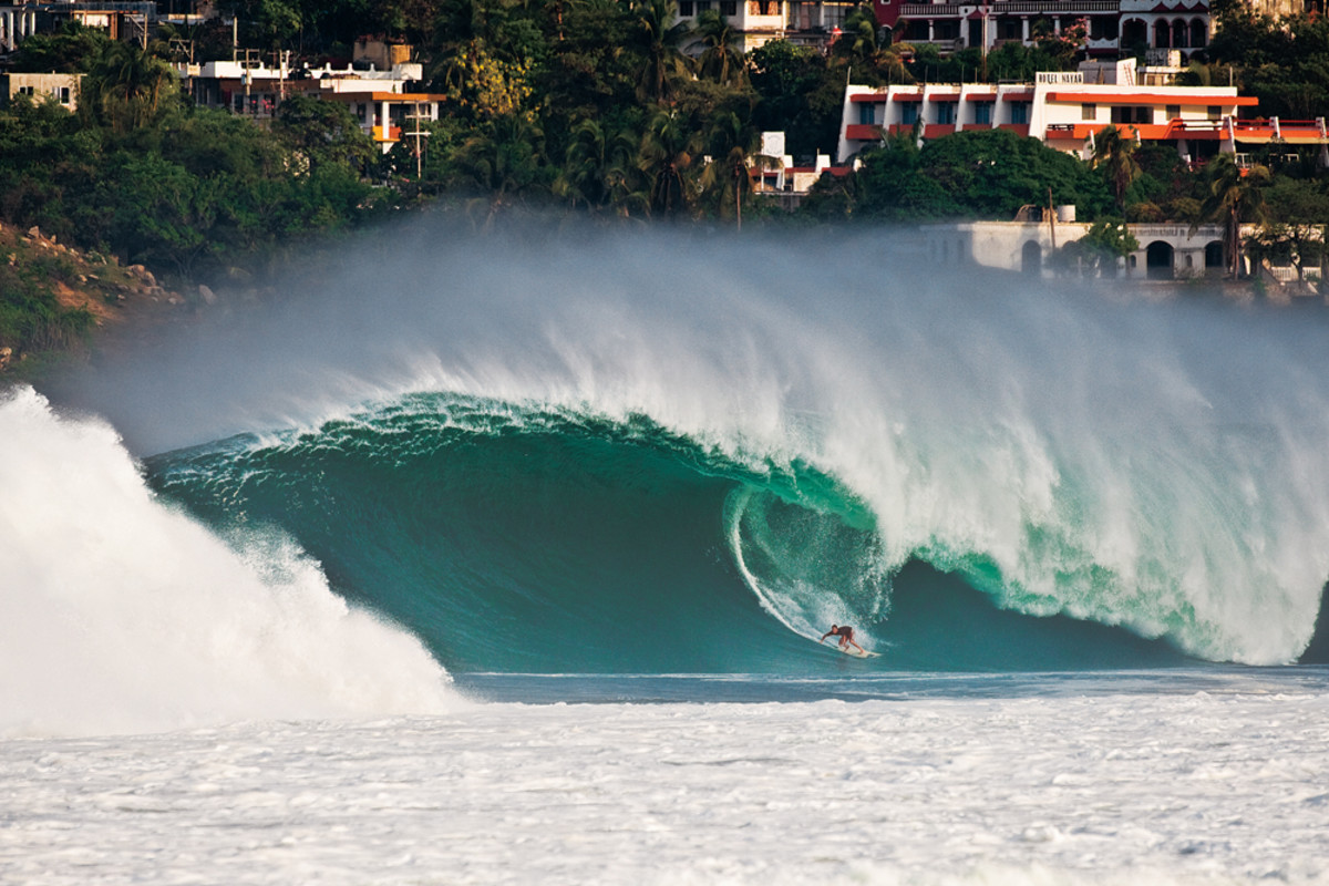 Your Puerto Escondido surf guide, from Coco Nogales Surfer