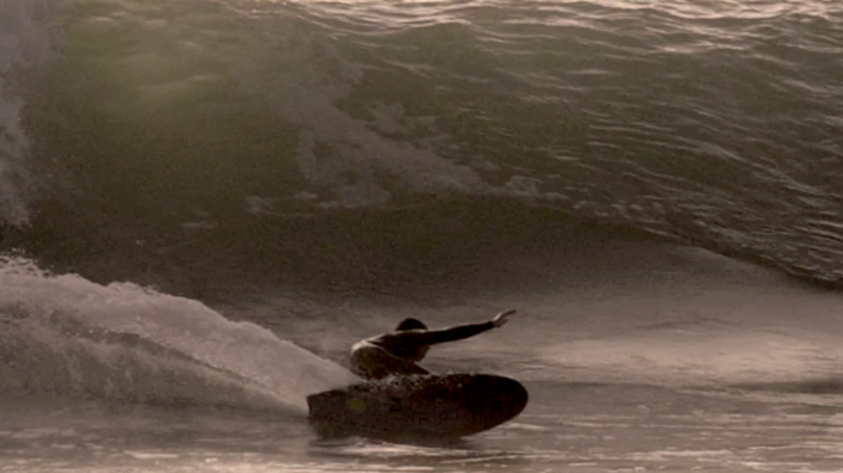 Surfing without store fins