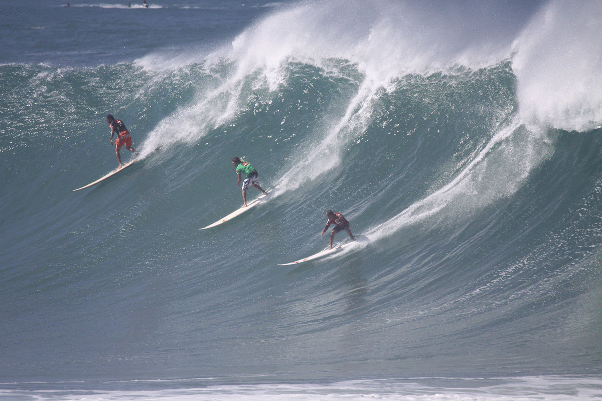 The Eddie Big Wave Invitational Has Been Called on For Sunday! Surfer