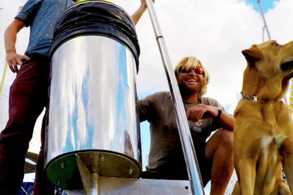 Talkin' Trash Surfer