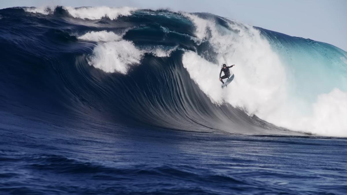 Watch This 16 Year Old Surfer Expertly Navigate The Steps at