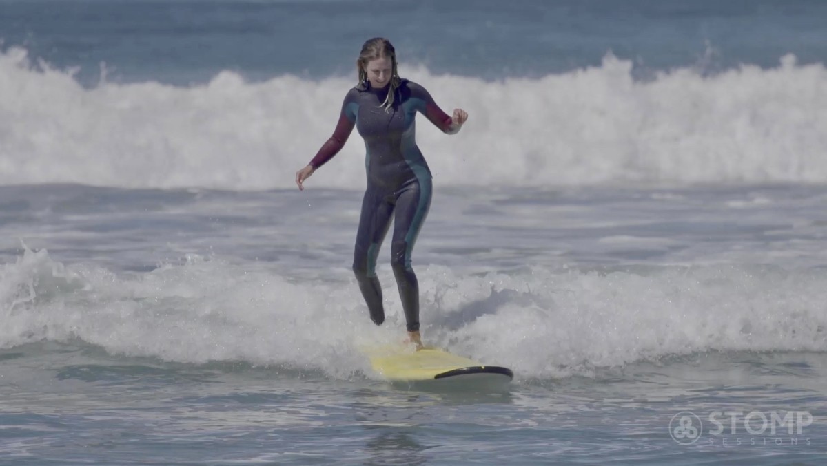 360 view SURFING in PERFECT WAVE