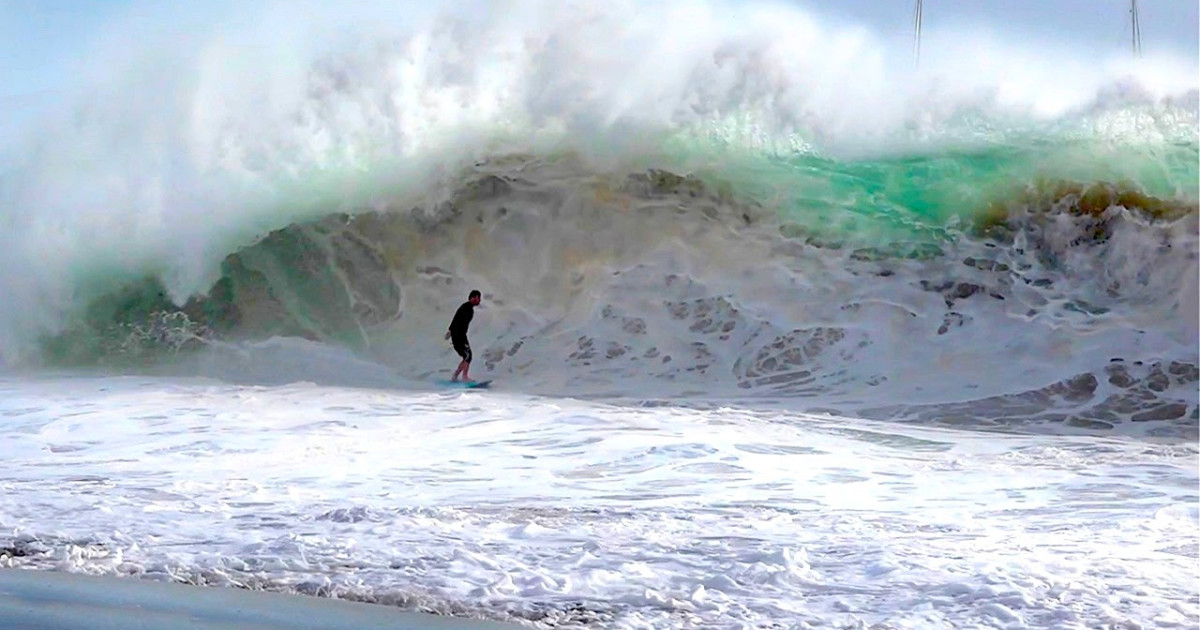 Code Red Swell Creates 'Biggest' Shorebreak on Maui (Video) - Surfer