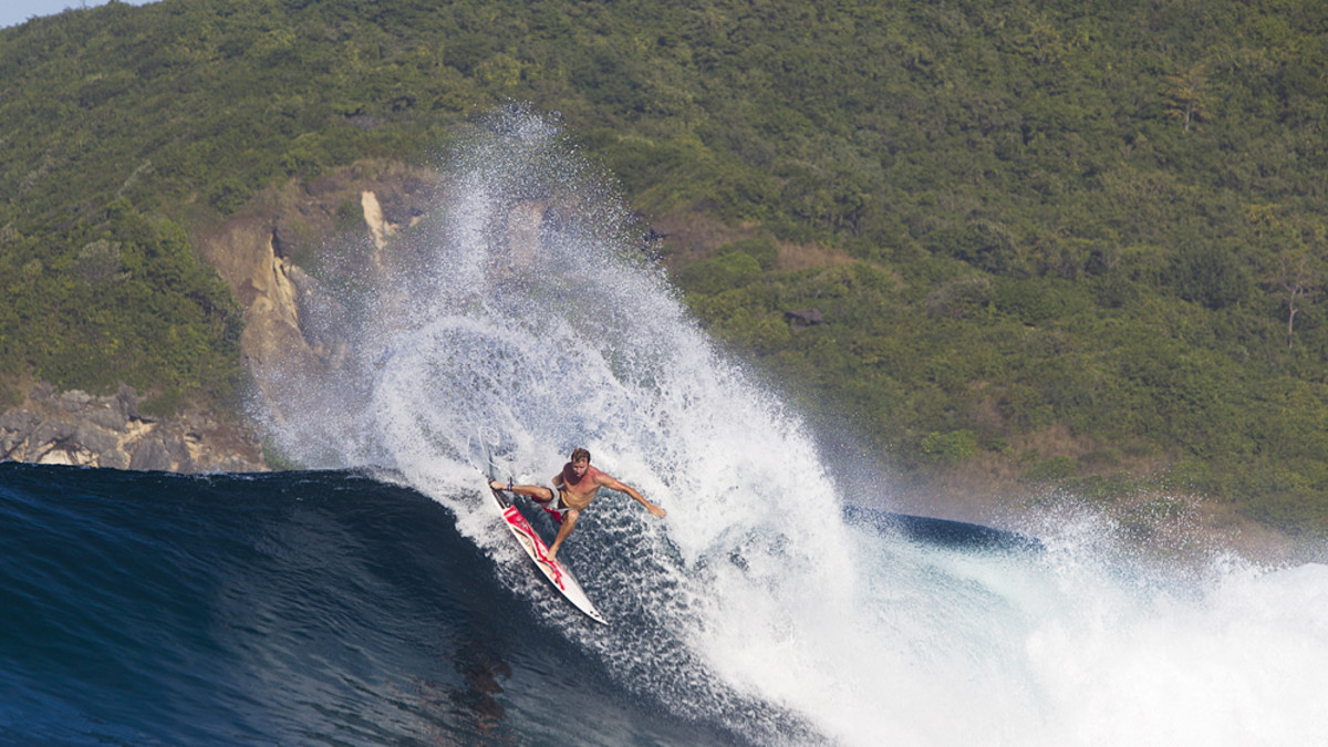 ダイワ　treasure surf Taj Burrow Just Retired - Surfer
