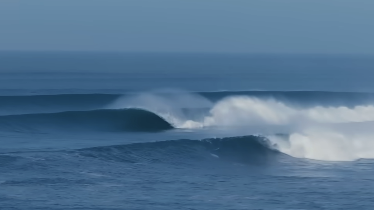 Kai Lenny & Friends Find New Heavy Wave in El Salvador (Video