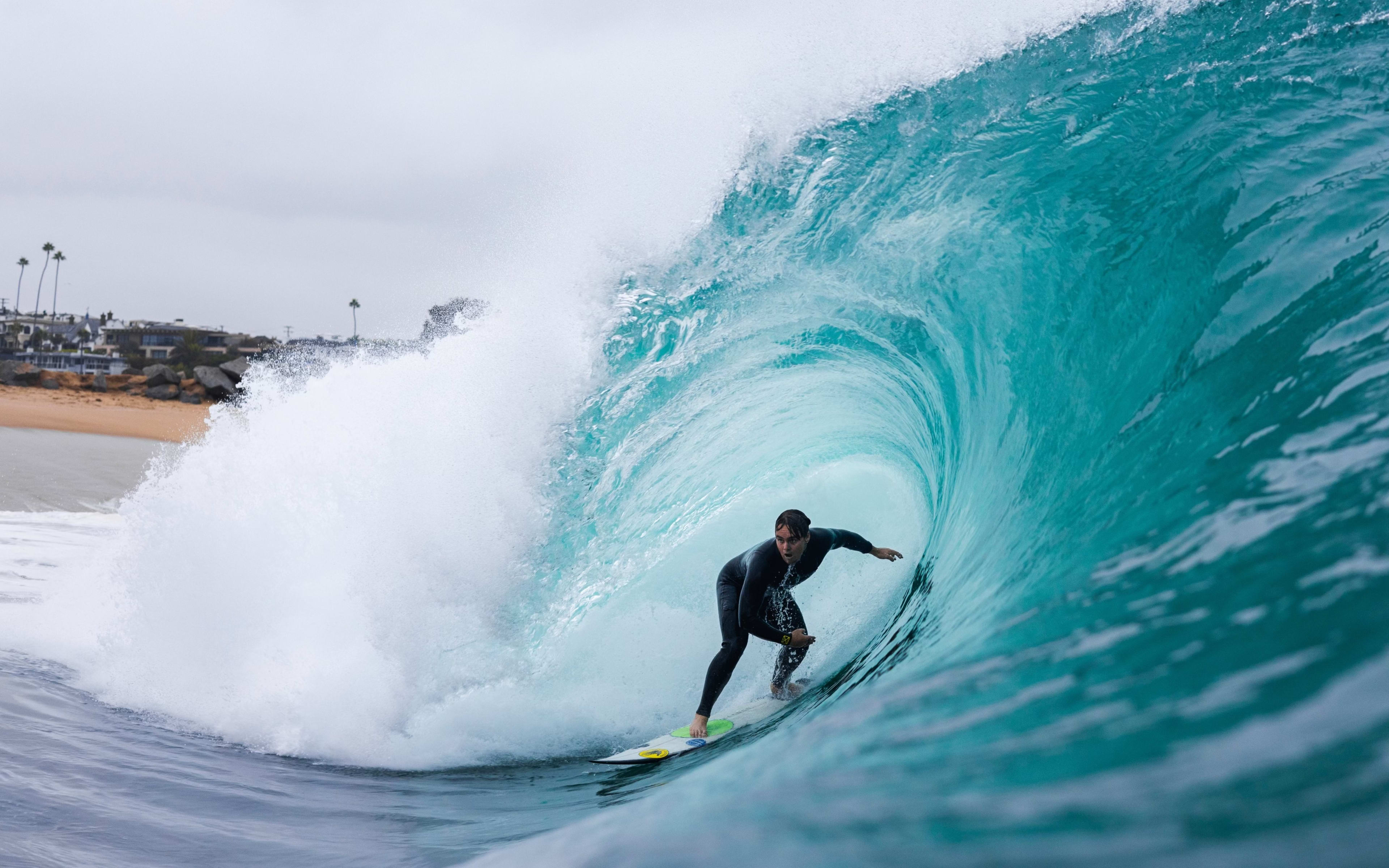Surf Photographer Captures Tyler Gunter Surfing at The Wedge