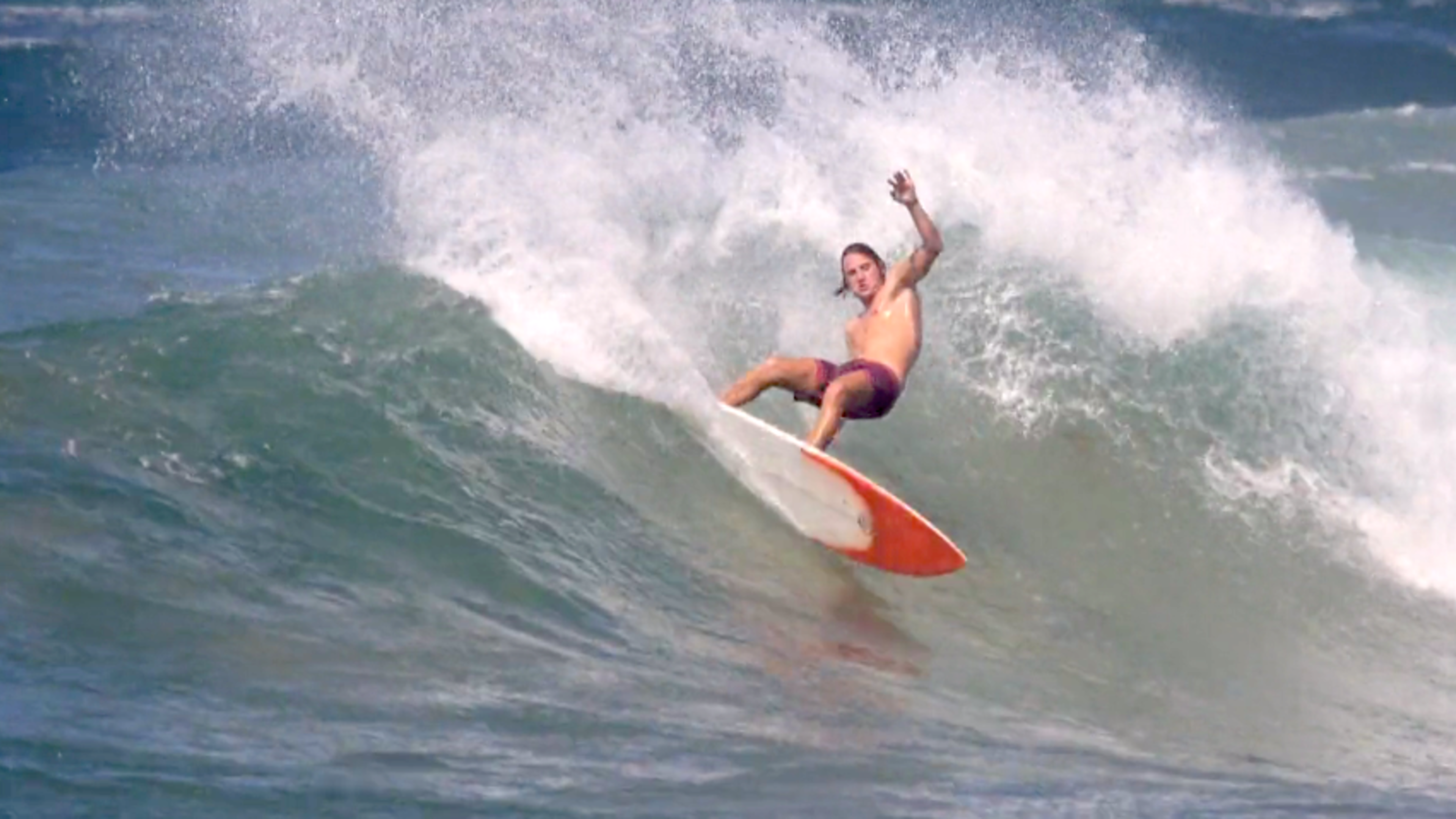 5-Fin Bonzer Egg Surfboard Tested and Reviewed 5-Fin Bonzer Egg Surfboard Tested and Reviewed