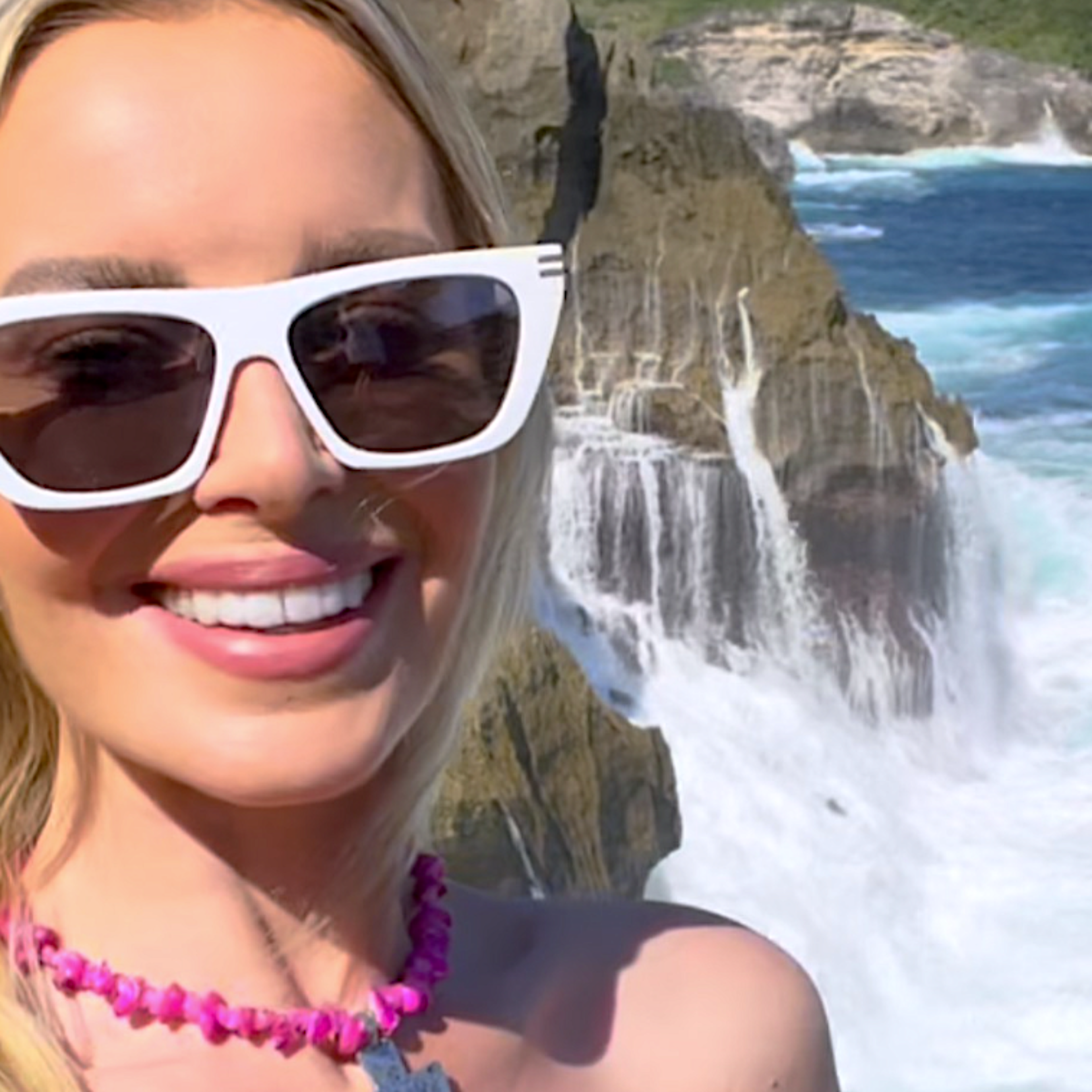 Rogue Wave Annihilates Travel Influencer in Bali (Video)