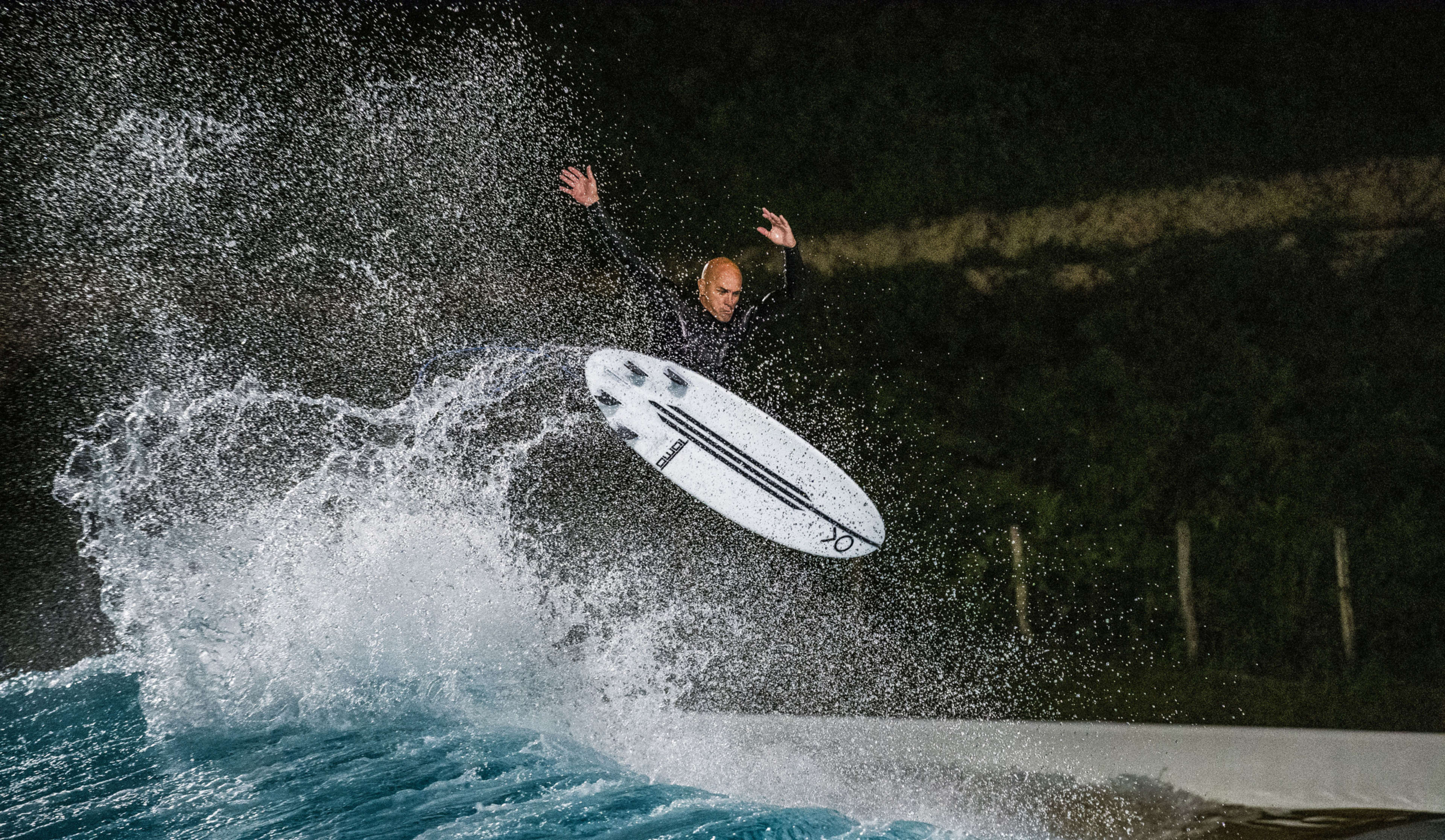 Wavegarden kelly slater top