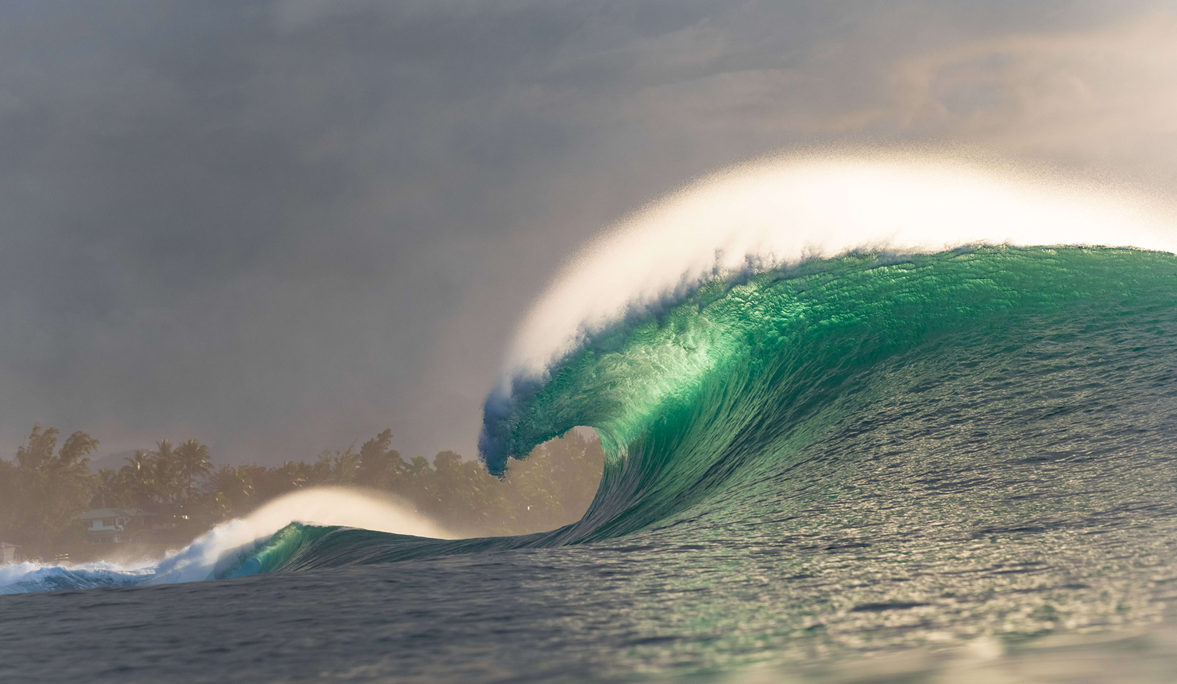 The ChachFiles Front Row at Pipeline