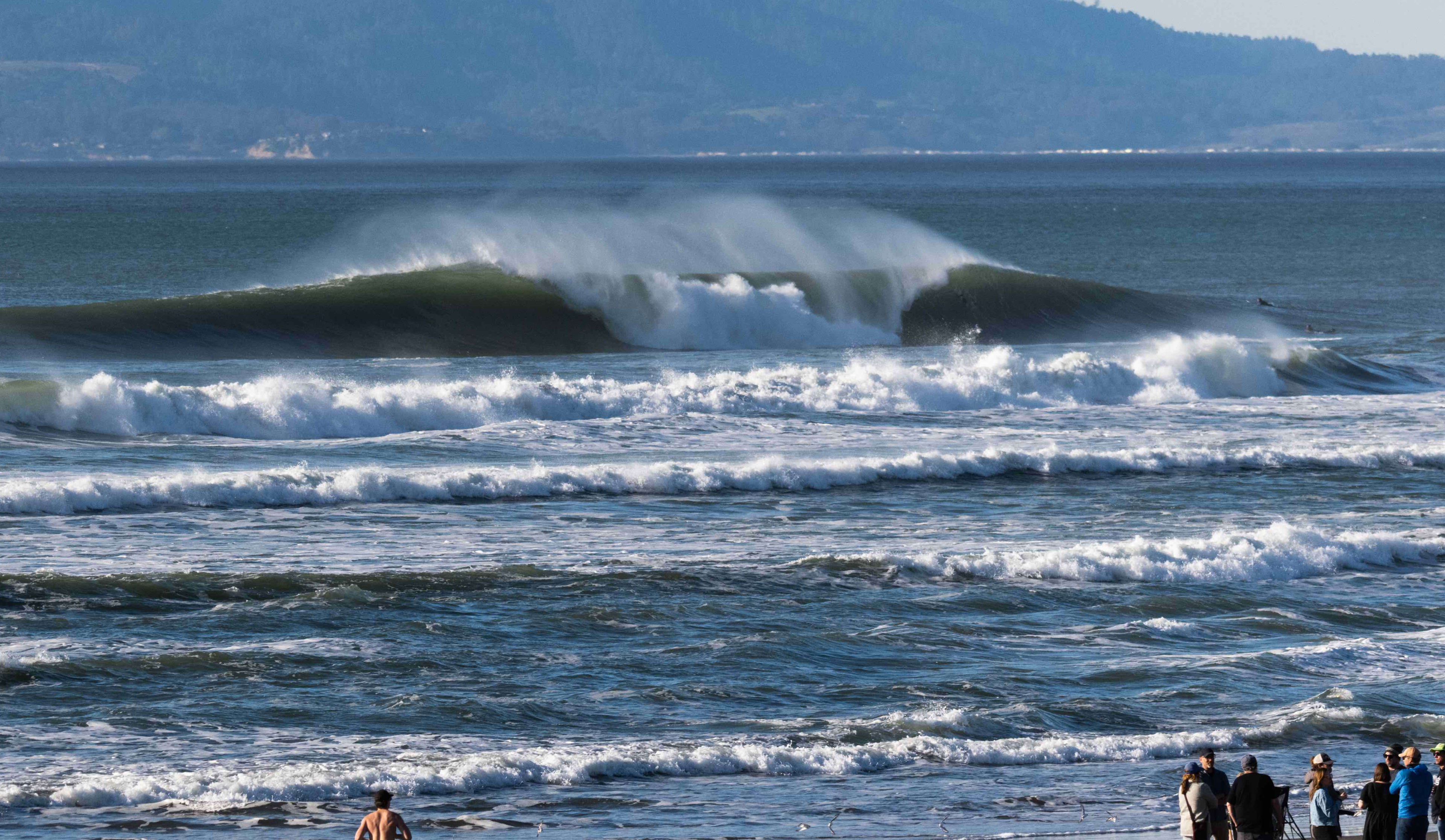 Ocean beach big waves hotsell