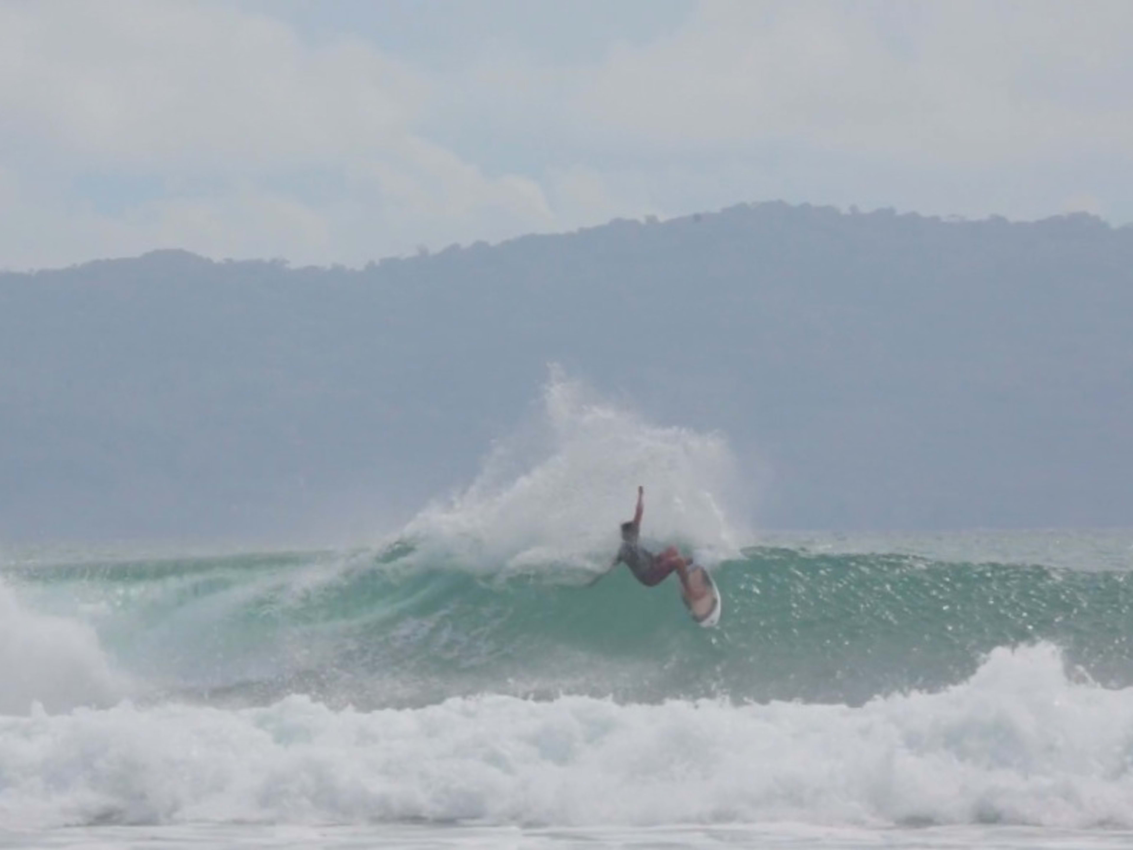 Yago Dora And A Rippable Left Pointbreak - Surfer