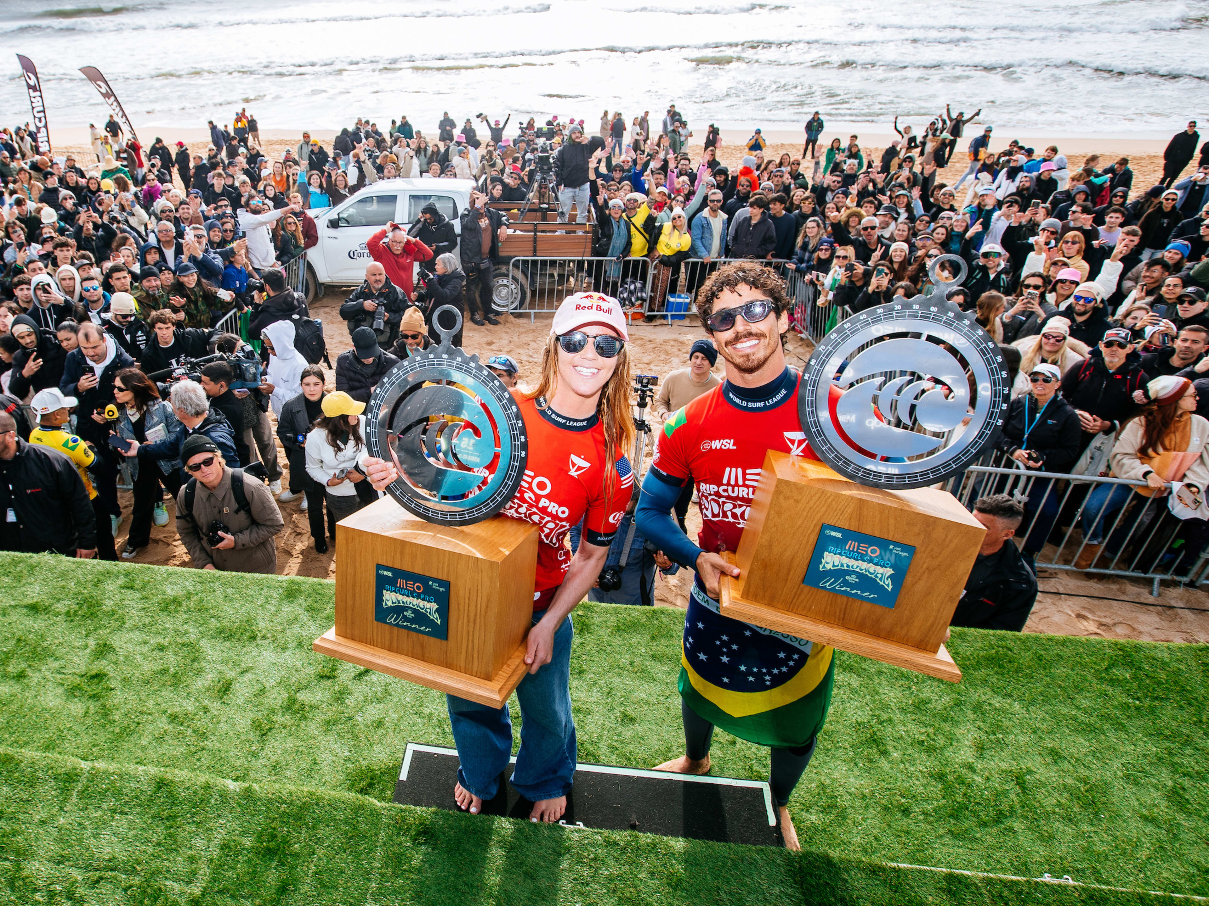 Peniche - Surfer, image size:3840x2880