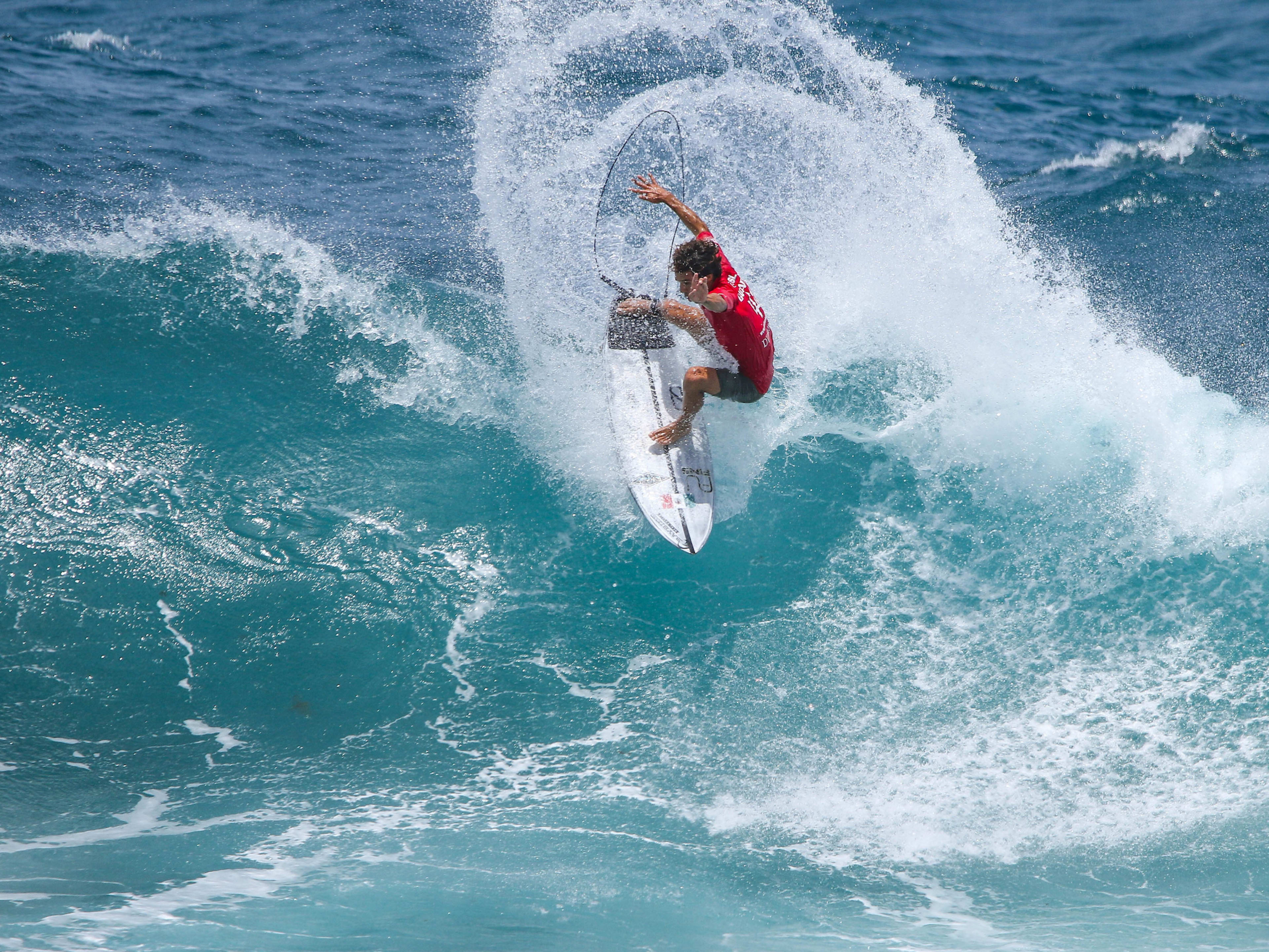 Surf Party - Where to Watch and Stream - TV Guide, image size:3840x2880