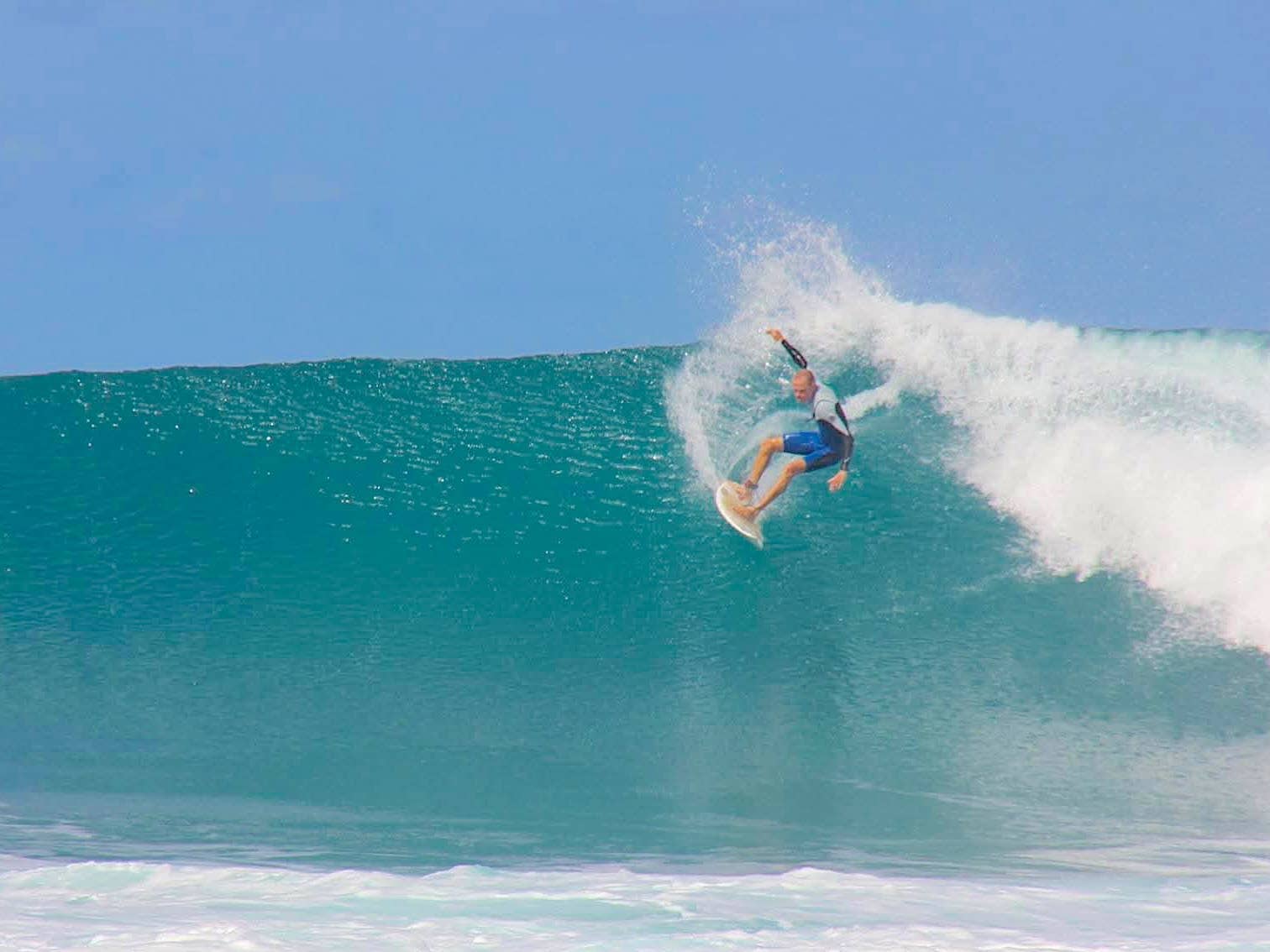 Surfer Martin ‘Mantega’ Cirko Tragically Dies in Portugal - Surfer