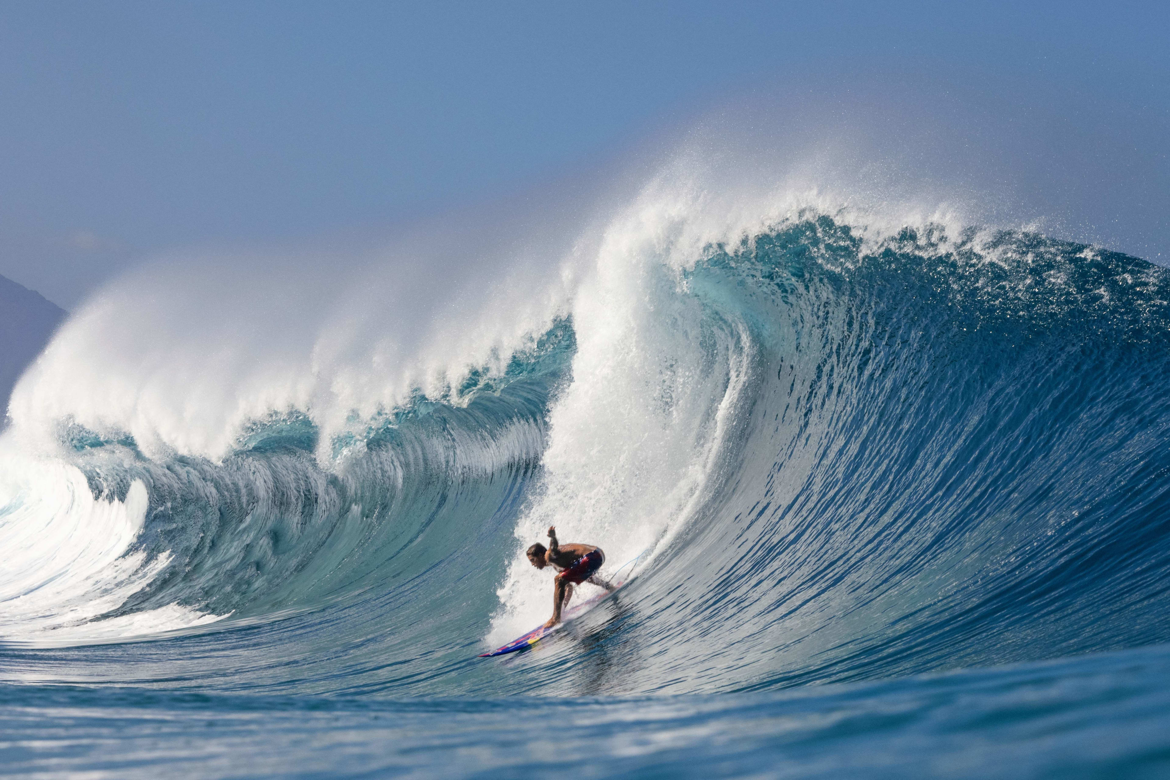 Kai Lenny Surfing Jaws Photos | Photos of Kai Lenny Surfing Jaws