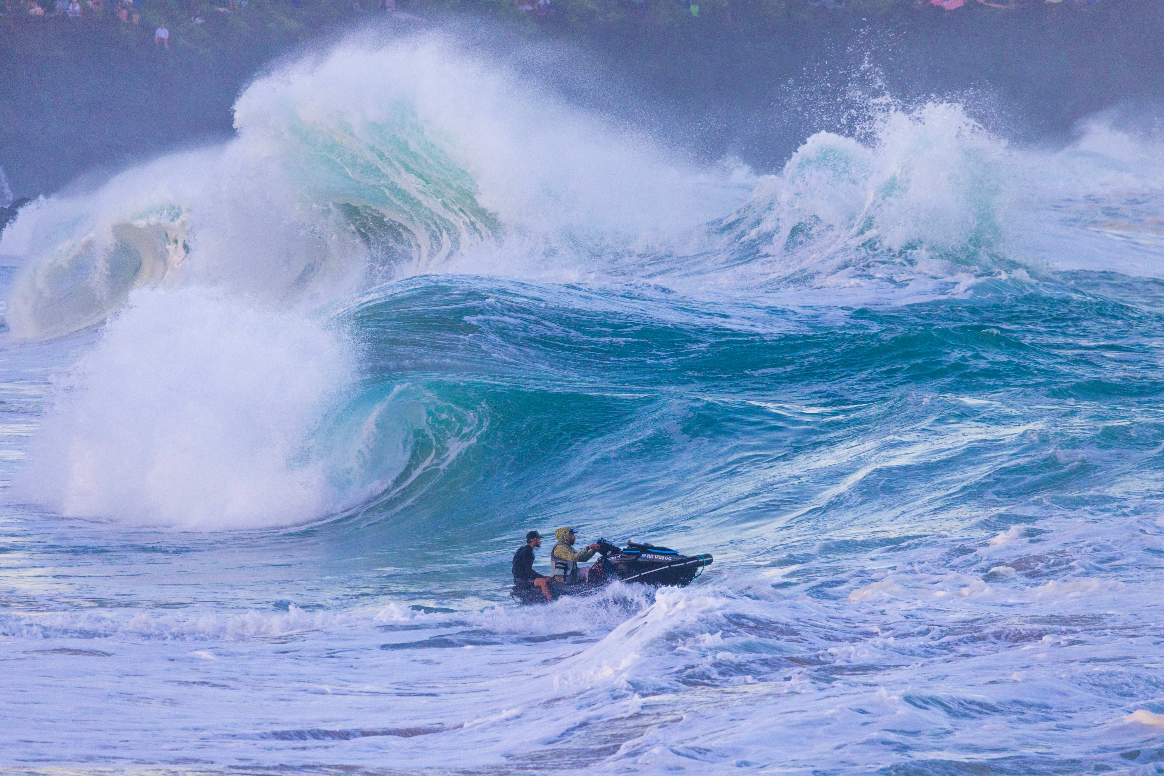 Big Eddie Surf Contest 2024 Allys Chloris