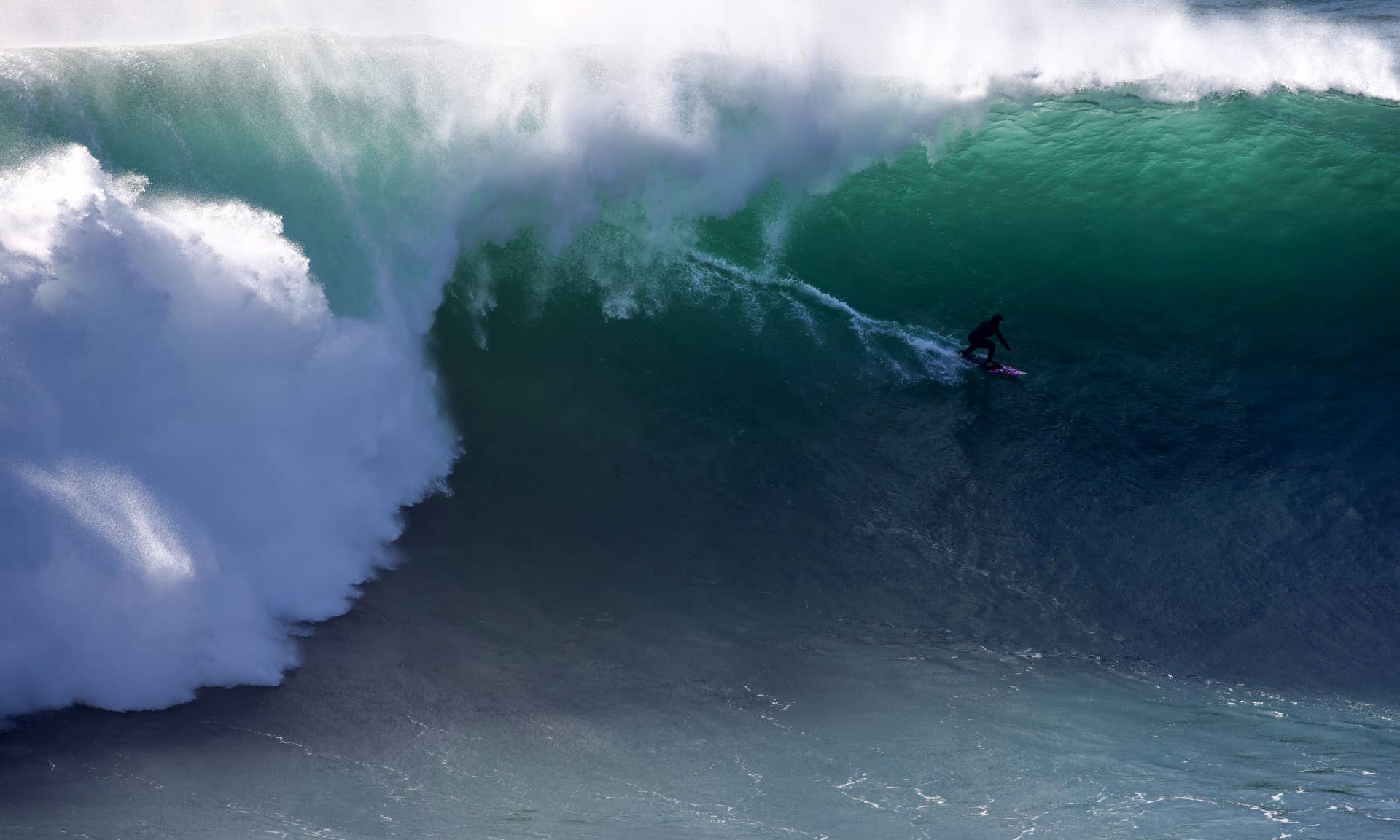 How Laura Crane Prepared Herself to Surf Nazaré - Surfer