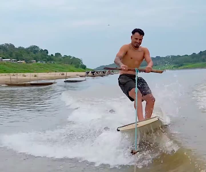 ITALO FERREIRA スケートボード 黒 楽天市場】サーフスケート SWELLTECH スウェルテック ITALO PRO TUBE