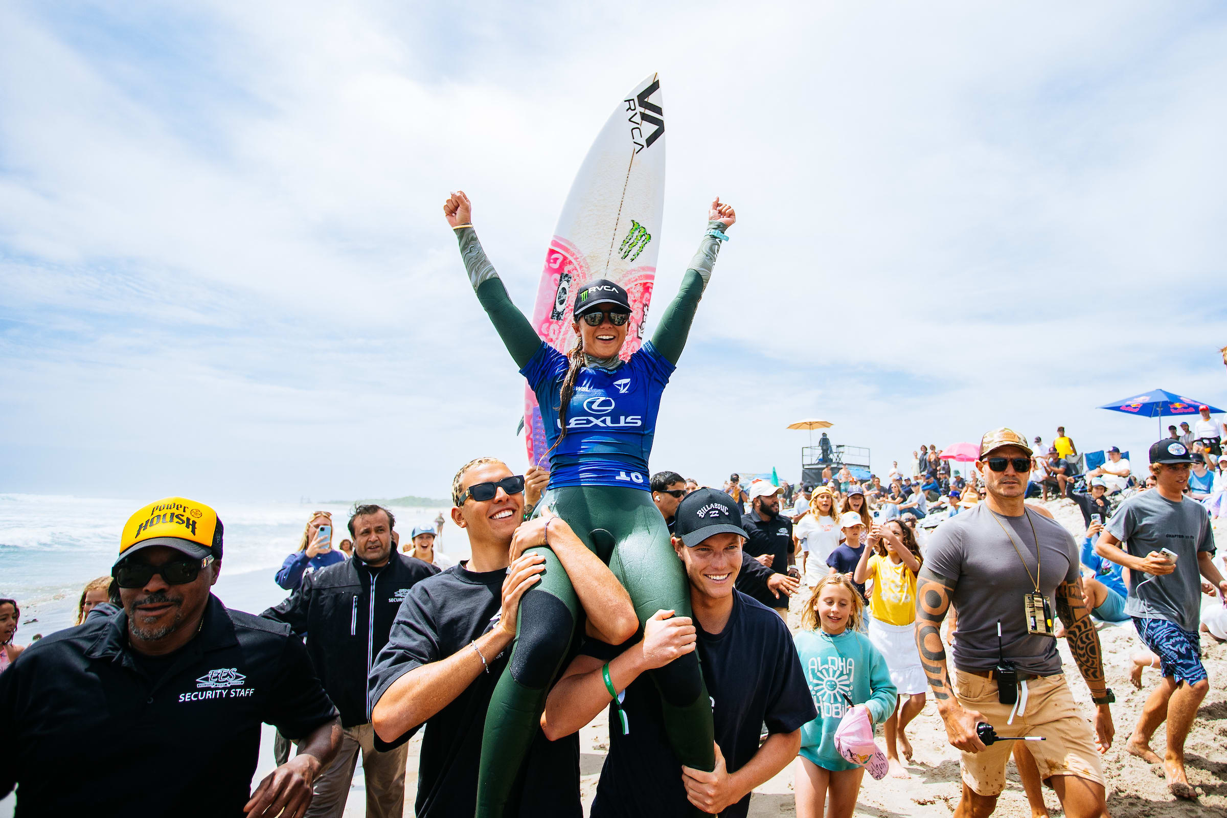 Yago Dora, Bettylou Sakura Johnson Dominate Lexus Trestles Pro - Surfer