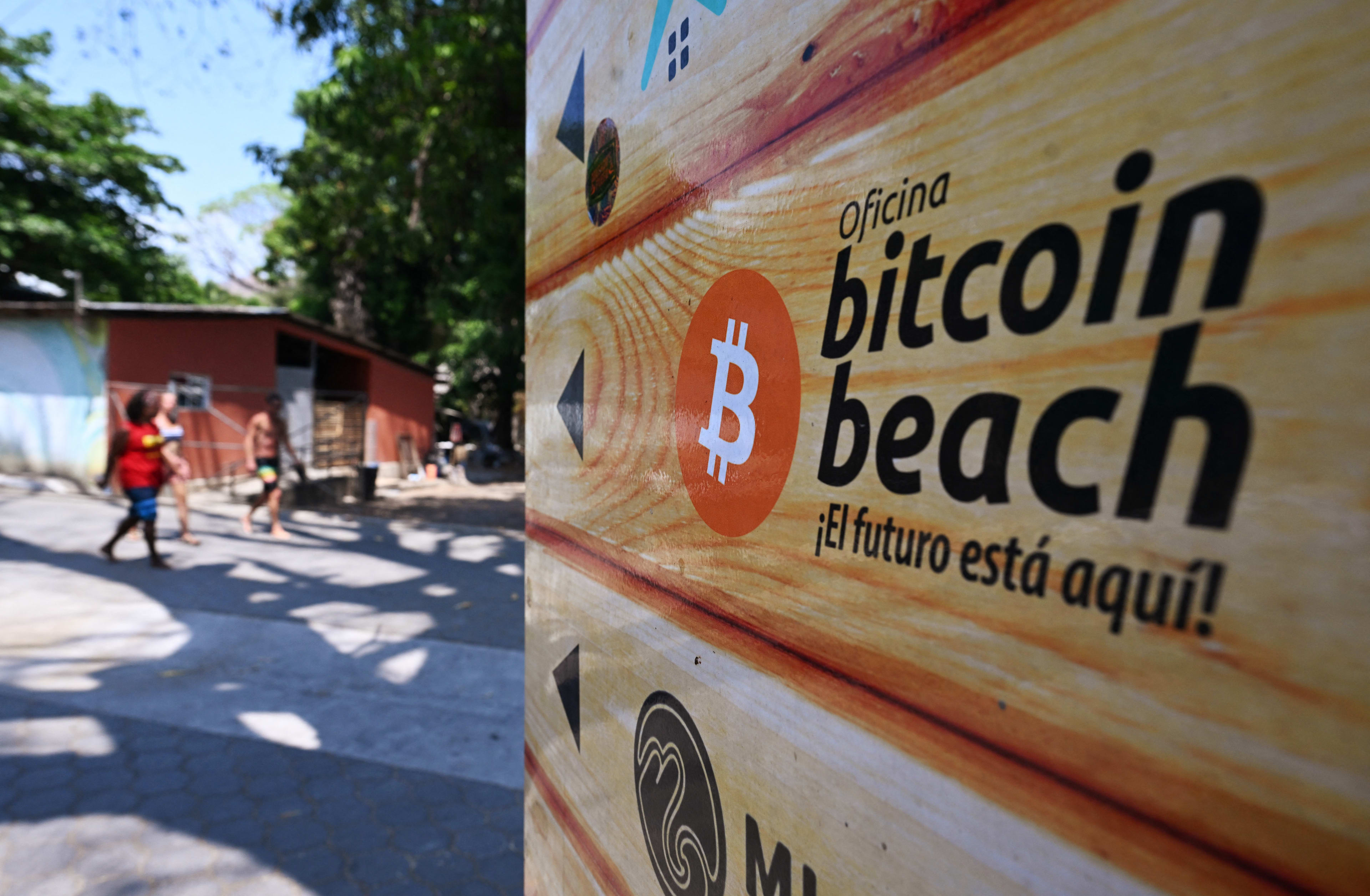 Why Has El Zonte, El Salvador, Been Dubbed Bitcoin Beach? - Surfer